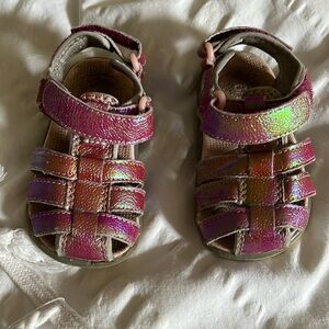 See Kai Run waterproof size 4 pink